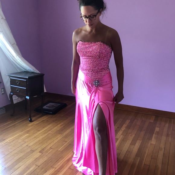 Tiffany prom dress - Picture 5 of 11